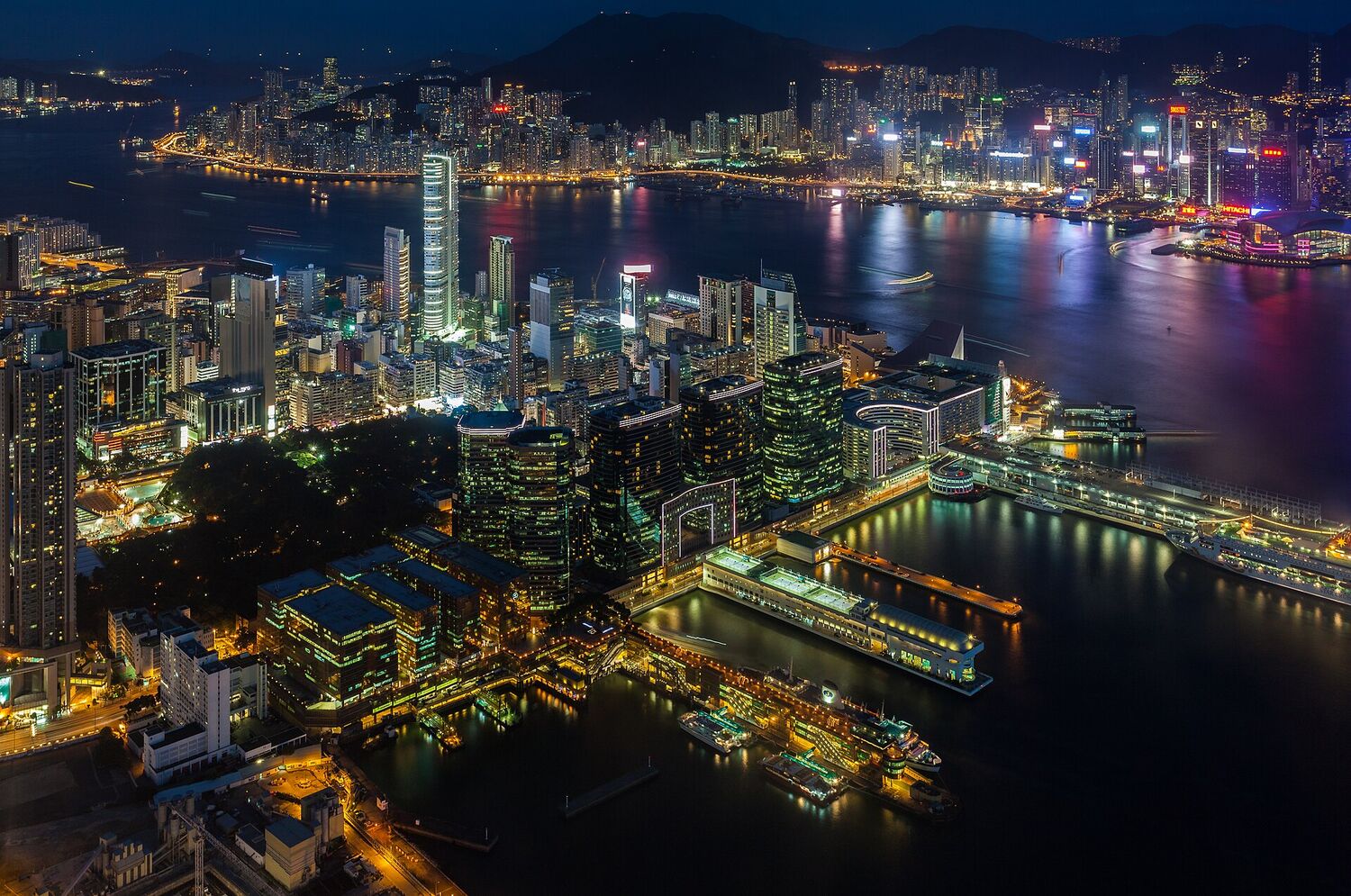 Hong Kong Island — 香港
